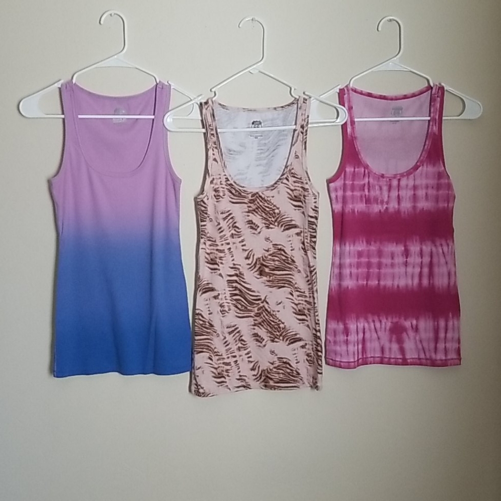 3 tops for 6.00